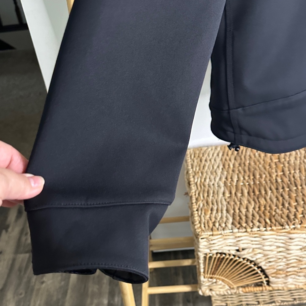 Carhartt Black Performance Softshell Jacket with … - image 8